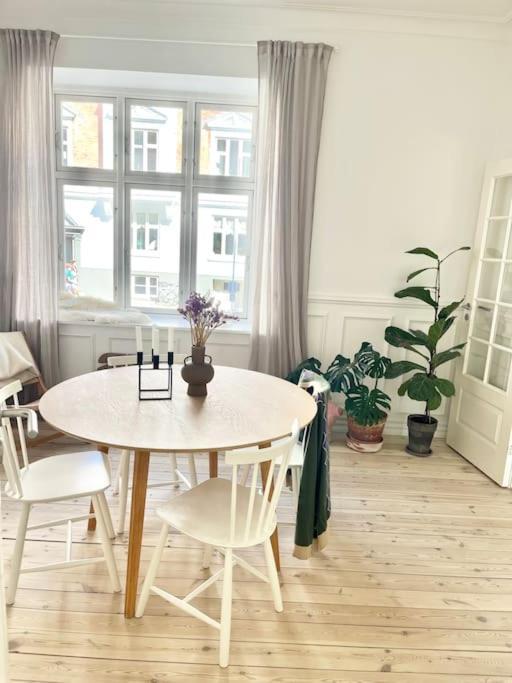 Charming Manor Lejlighed *